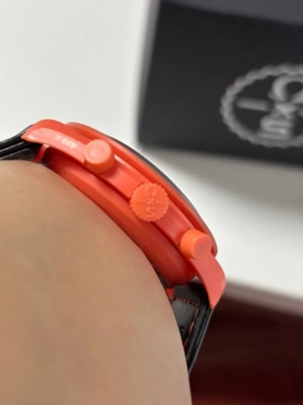 🧡OMEGA🧡 Earth Volcano Battery Watch